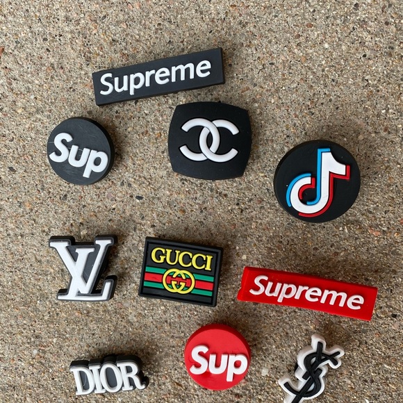 NEW Set of 10 Shoe or Bracelet Charms. NEW in package - Picture 7 of 7